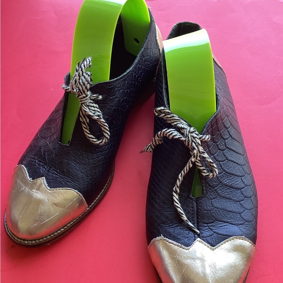 IMELDA gold and black leather flats - Picture 3 of 7